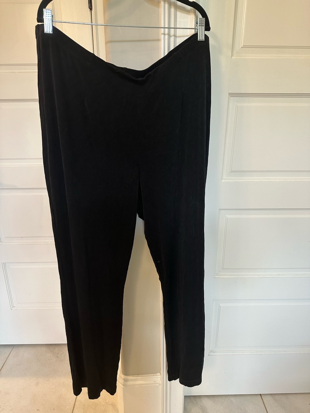 Chicos Travelers Elastic Waist Pants Women’s 4 R US 20-22 Black Pull On Slinky